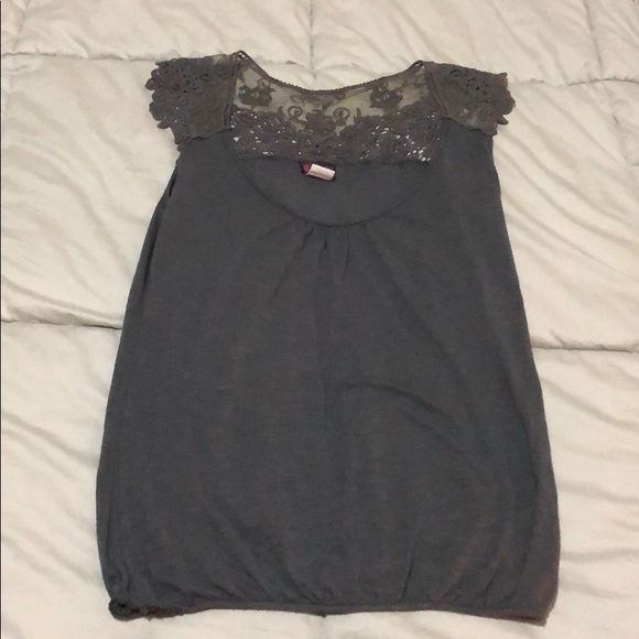 Gray sleeveless top with embroidered yoke - Picture 1 of 4